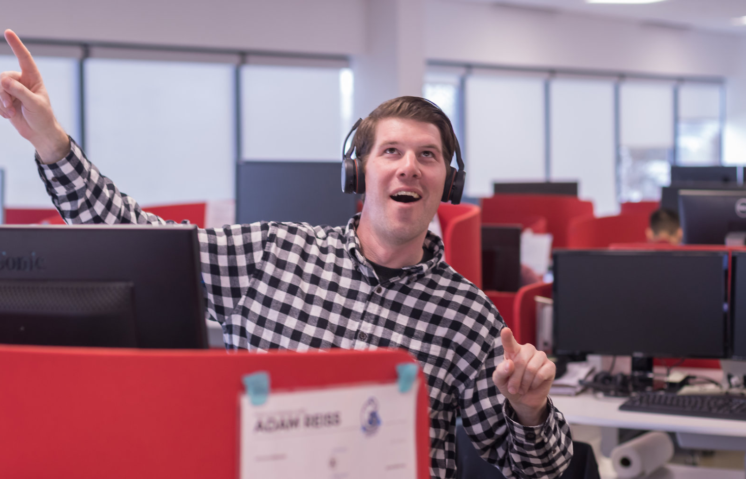 PI employee listening to music
