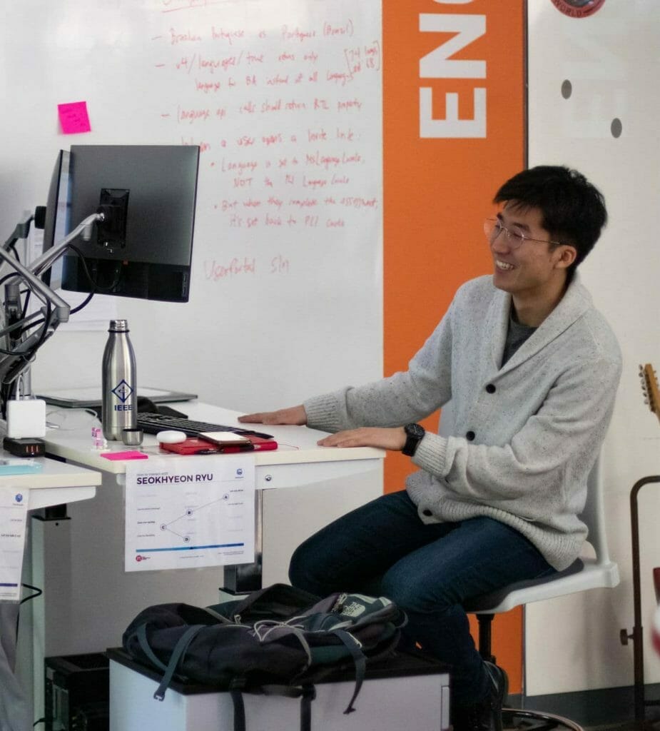 PI engineer working in the office