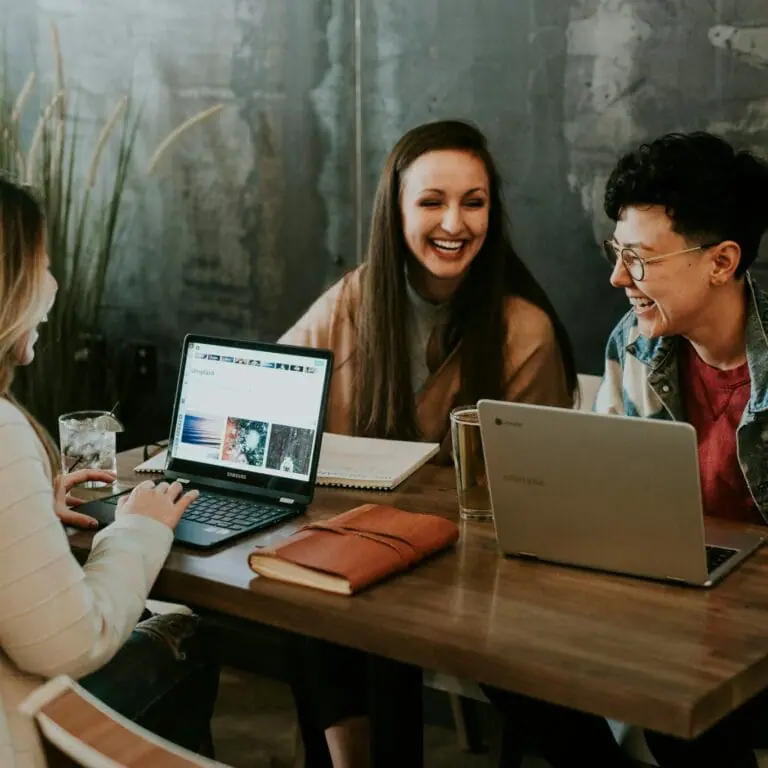 Members of an HR team looking to align their HR strategy with their business strategy
